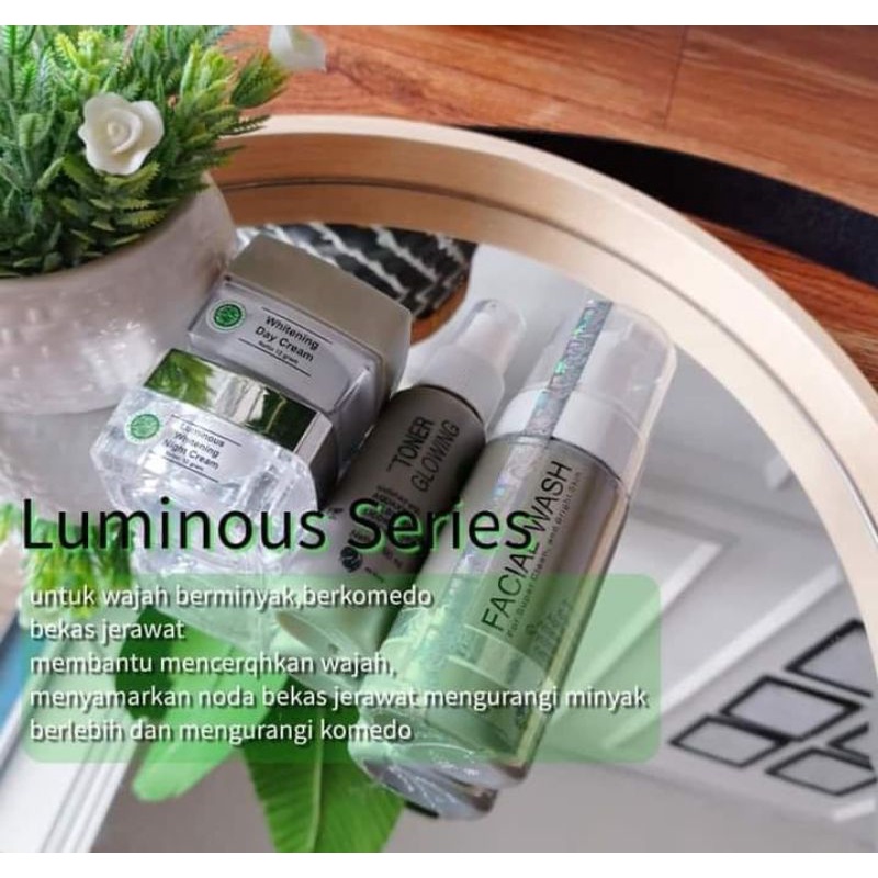 Ms.Glow  Paket Luminous Whitening Skincare Memutihkan Kulit Kusam