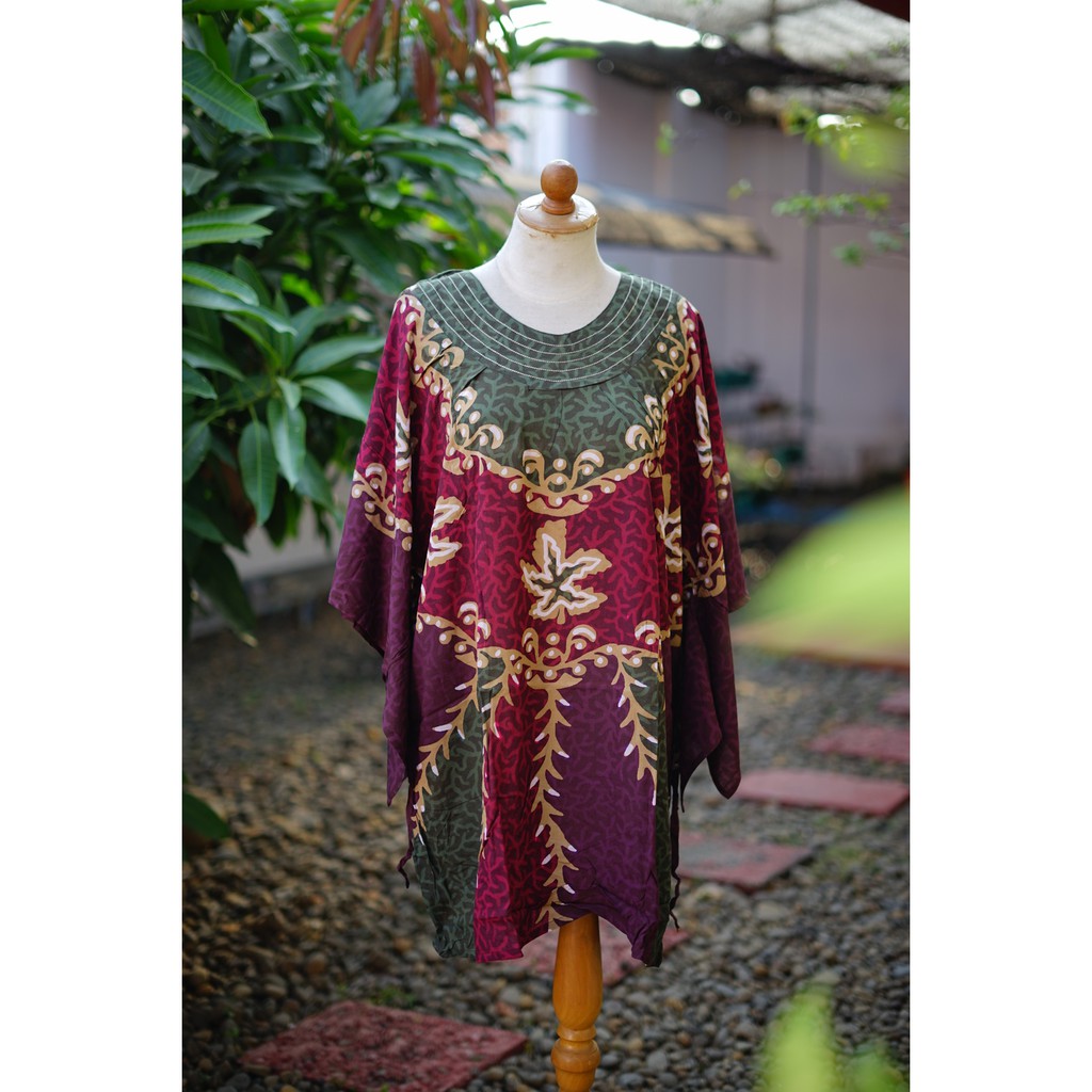 Blouse Paris Lowo O neck // Blouse Paris Klelawar // Blouse Batik // Batik Pekalongan / Atasan Batik