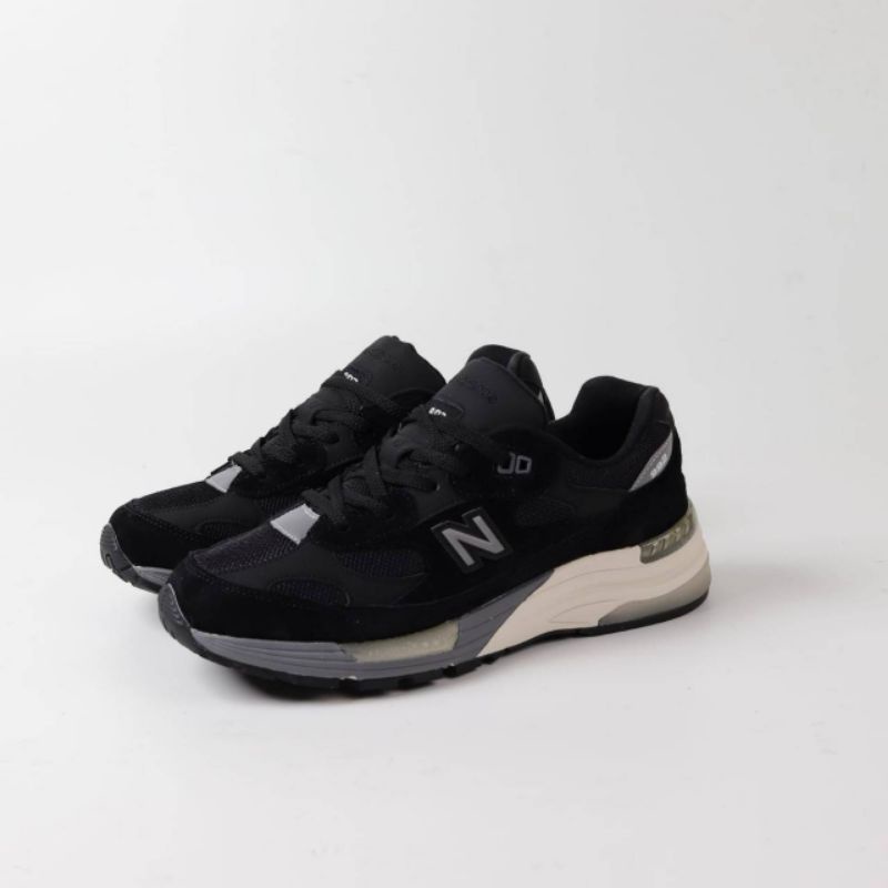 New Balance M992BL Black Grey