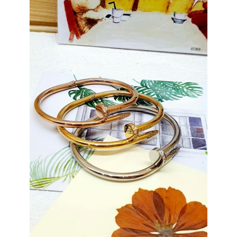 Gelang titanium carti-er / gelang cartie* import titanium / gelang titanium car-tier dm 6cm