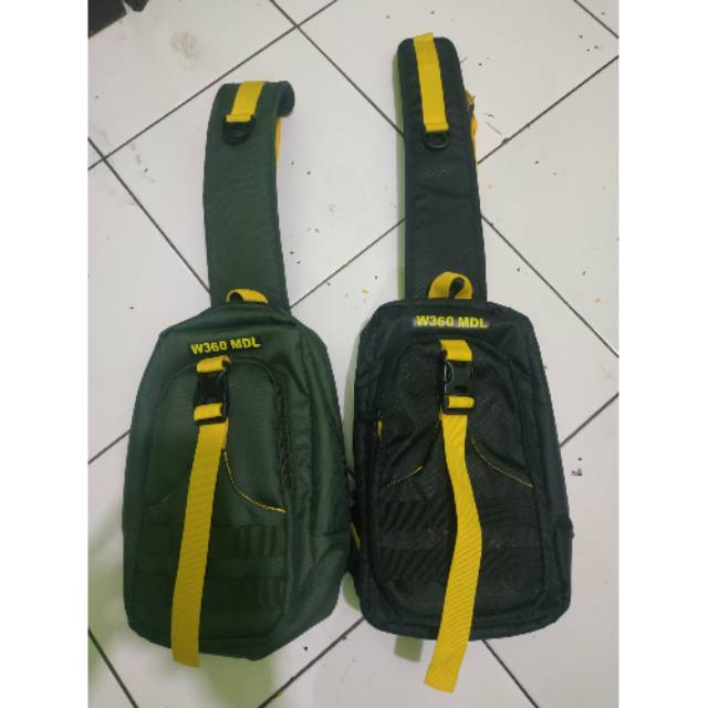 Tas Selempang Army Lupus /Tas Army Coudura