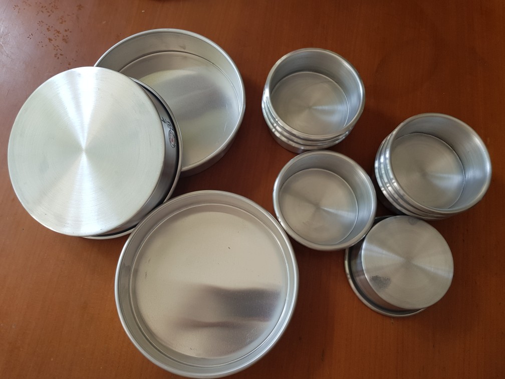 Kiwi Loyang Bulat Pressed Mini Diameter 10.5 Cm Tinggi 4 Cm