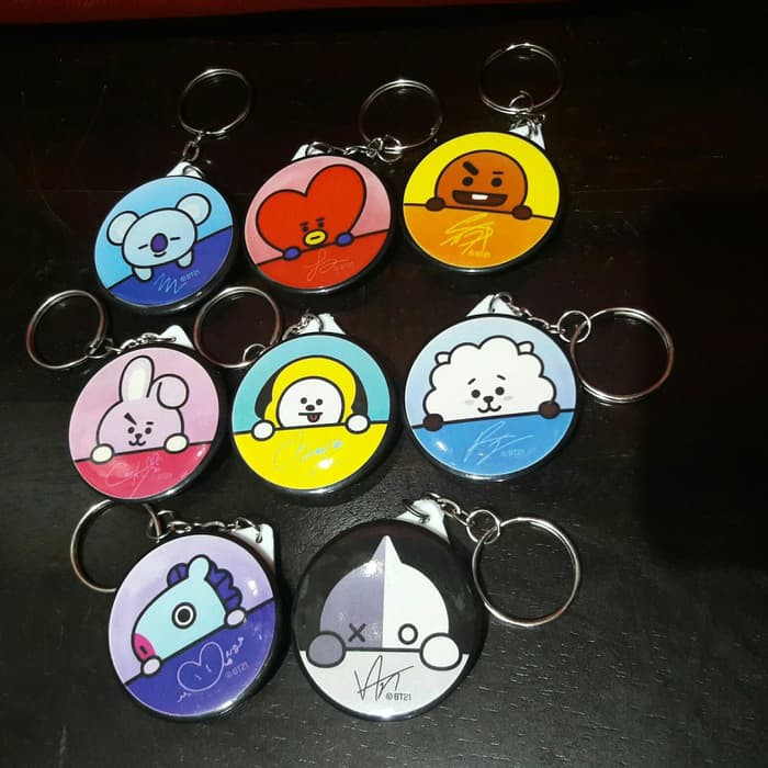 GANTUNGAN KUNCI KARAKTER BT21 KEY CHAIN