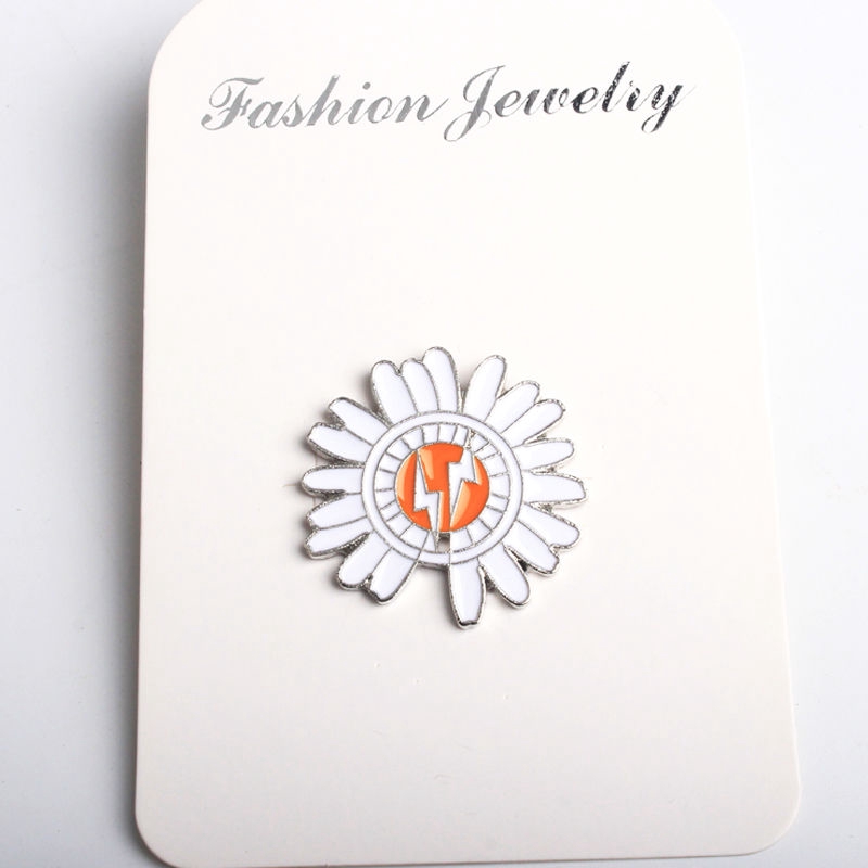 Daisy Brooch Korean Version Cute Metal Badge