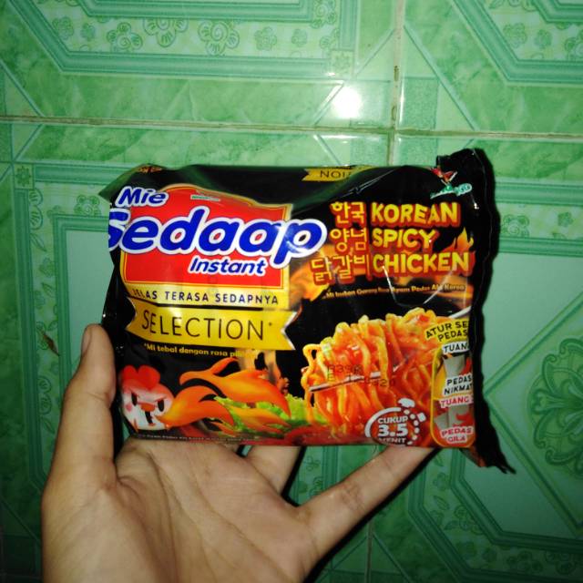 

(PAKET 10RB 3PCS) MIE SEDAP KOREAN SPICY CHICKEN
