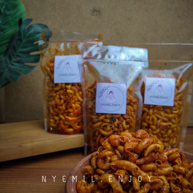 

Makaroni kriuk 100gr