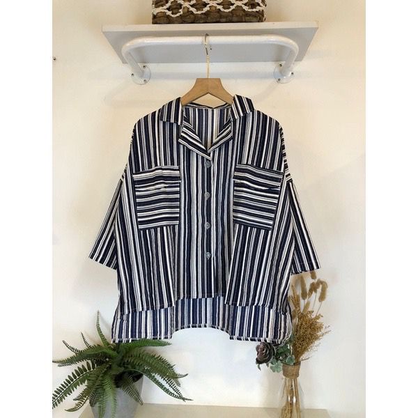 Tq88indonesia Fashion Kemeja Jumbo Salur Wanita Terbaru / MAIKO CUTE OVERSIZE XXL BIG BUTTON SHIRT / Kem Stripe / Hem / Ootd / Outfit