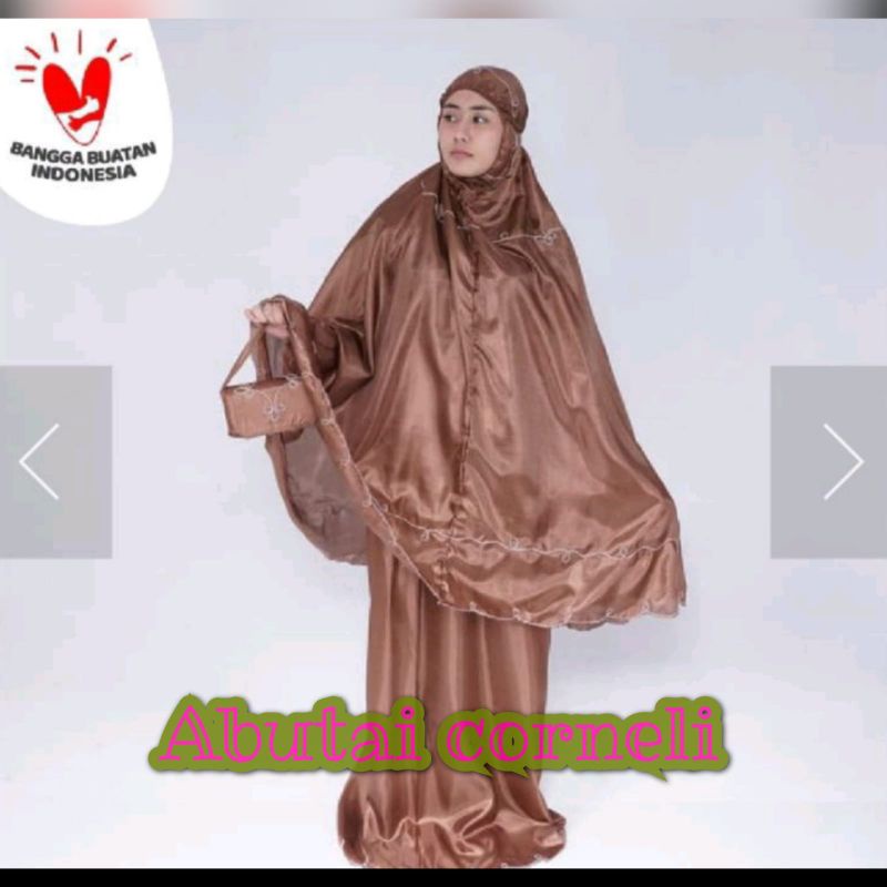mukena parasit/parasut cornelli/souvenir mukena /oleh oleh haji