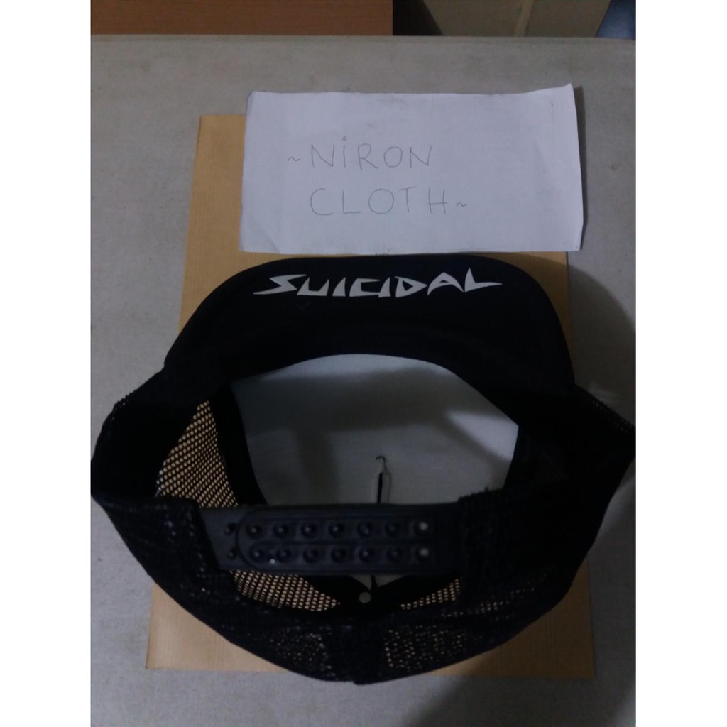 TOPI-TRUCKER SUICIDAL TENDENCIES