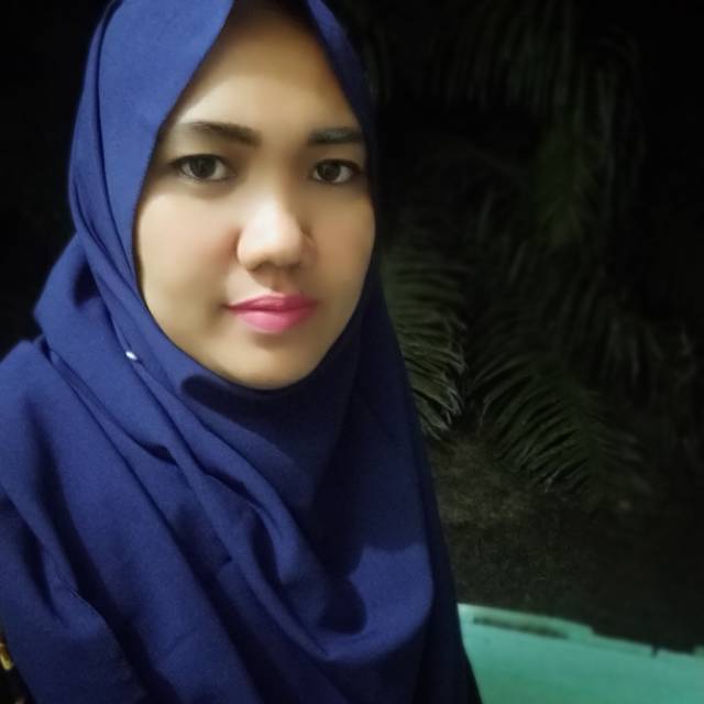 erni1_novita2_sari3
