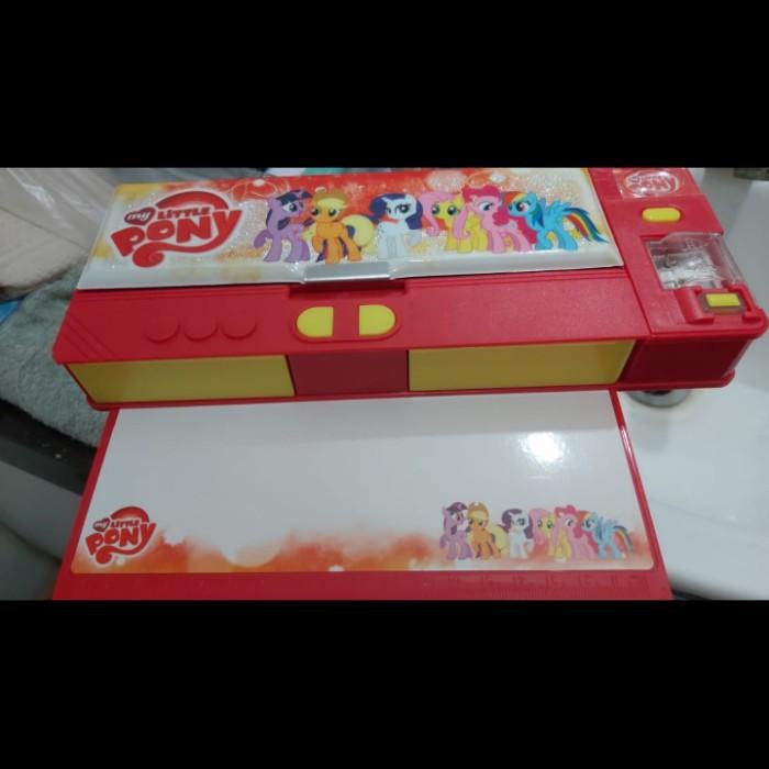 

Tempat Pensil Besar Tombol Pencet / Tempat Alat Tulis Anak 091