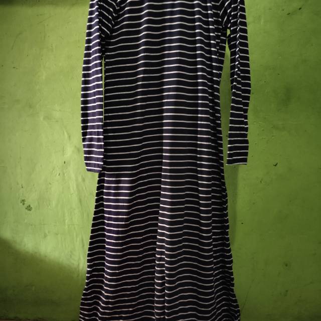 Gamis garis garis