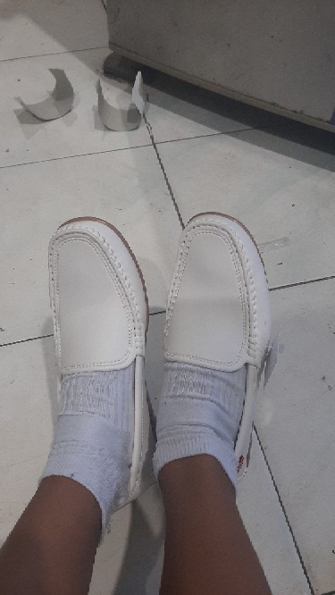 Sepatu Pantofel Wanita Formal Hitam Dan Putih  Donkeys Xr