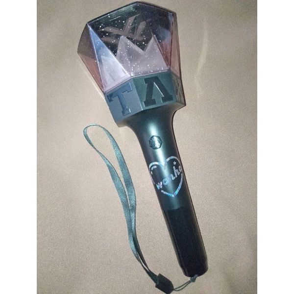 LIGHTSTICK MONSTA X MONDOONGIE VERSI 1 NO BOX PRELOVED