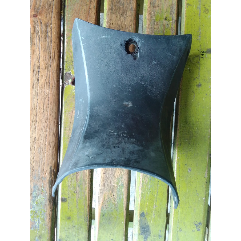 Cover Legshield Tengah Kontak bawah Honda Supra X 125 original