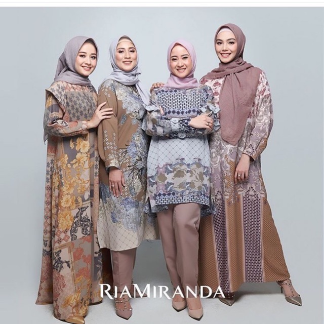 Preloved camara dress latte riamiranda