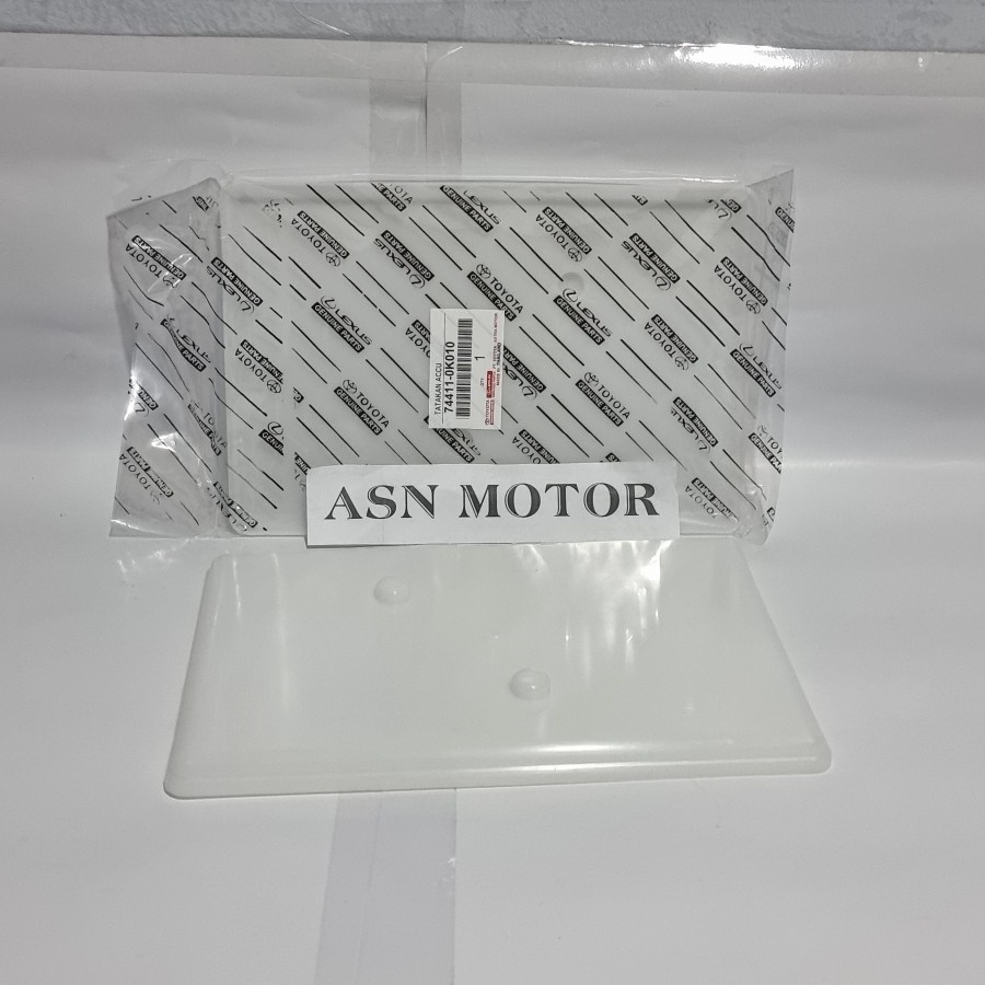 TATAKAN AKI DUDUKAN AKI ACCU INNOVA