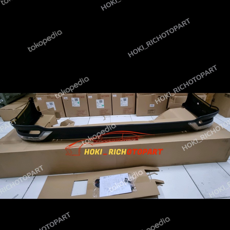 Bodykit Spoiler Bemper Belakang Innova Venturer Facelift 2021 Original