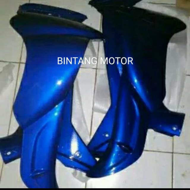 sayap luar jupiter z lama warna biru