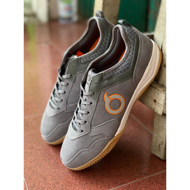 ORTUSEIGHT JOGOSALA DOMINATOR GREY