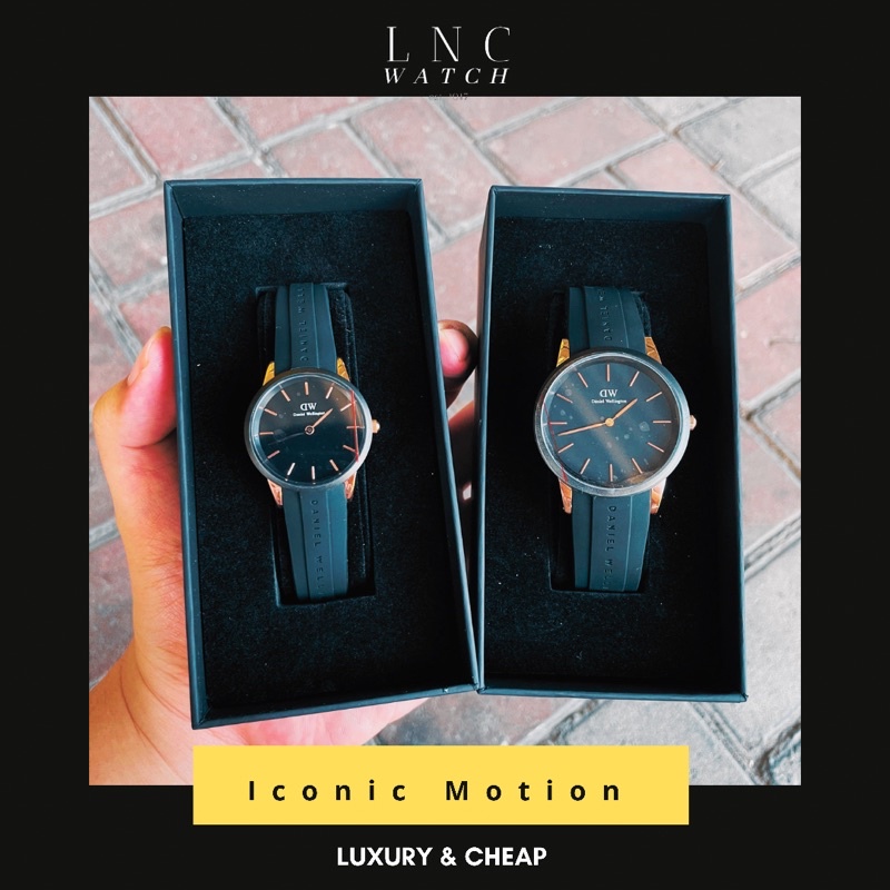 DW Iconic Motion Jam Tangan Couple Rubber Strap Analog Display Include Box + Paperbag Couple