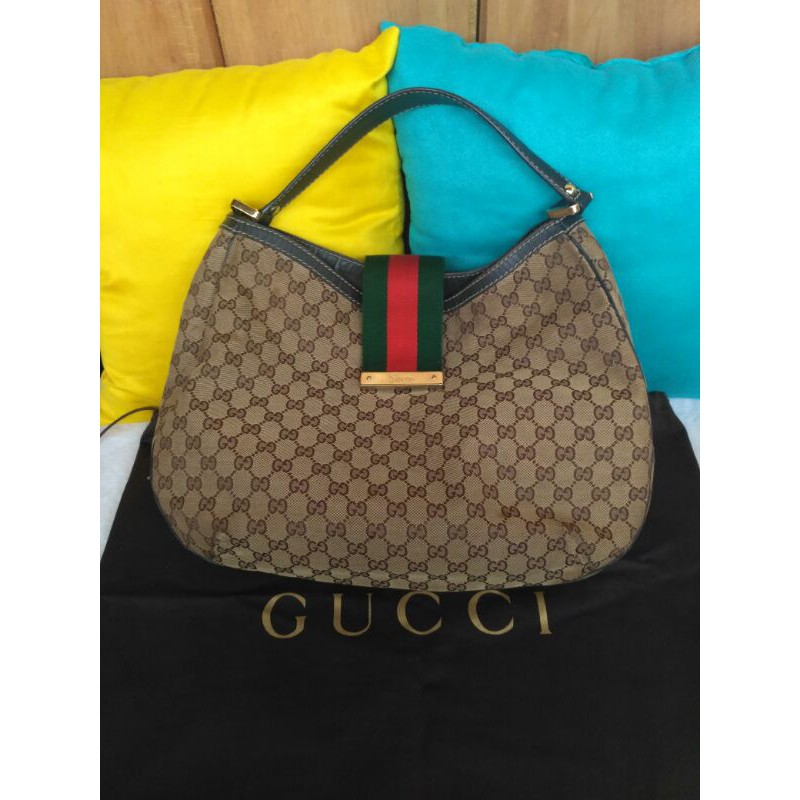 Preloved Authentic Gucci Hobo