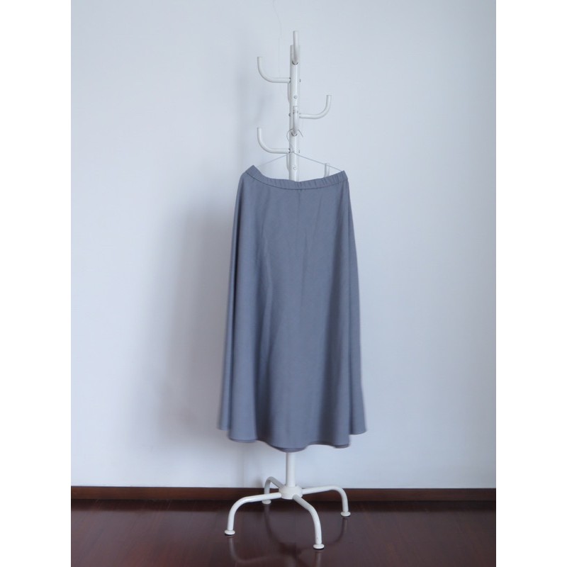 Circle Skirt Light Gray XL Rok merek Saba modest preloved