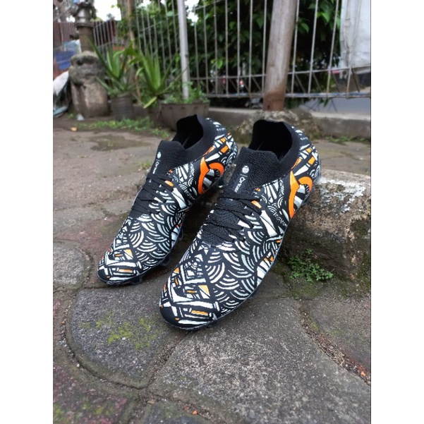 Sepatu Bola Ortuseight Catalyst Fragments FG SE X Darbotz - Monstrous