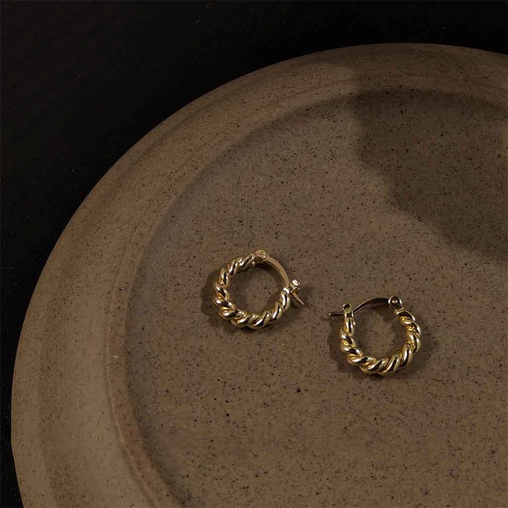 【COD Tangding】Small Twist Hoop Earrings Simple Fashion Twine Cricle Piercing Earstuds Jewelry Accessories