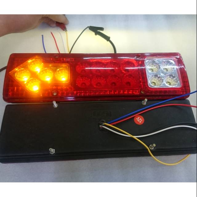 Lampu truk tail lamp panah 12/24v
