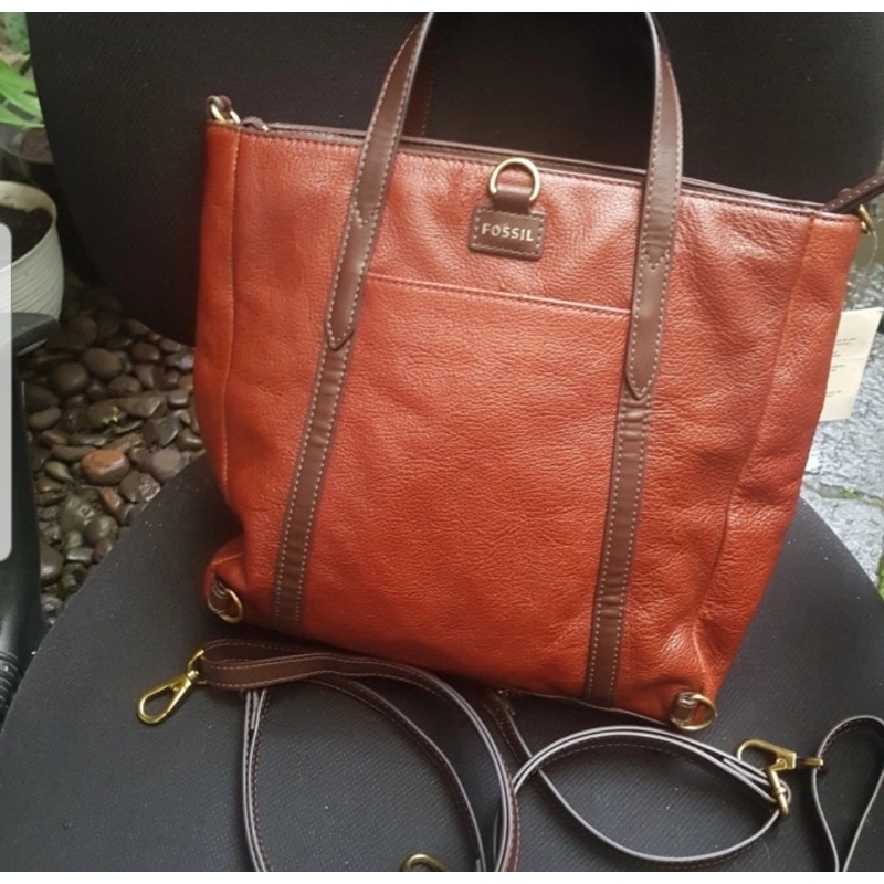 Preloved Fossil sidney brandy 3 in 1 bag bisa top handle crosbody backpack deffect pemakaian cakep b