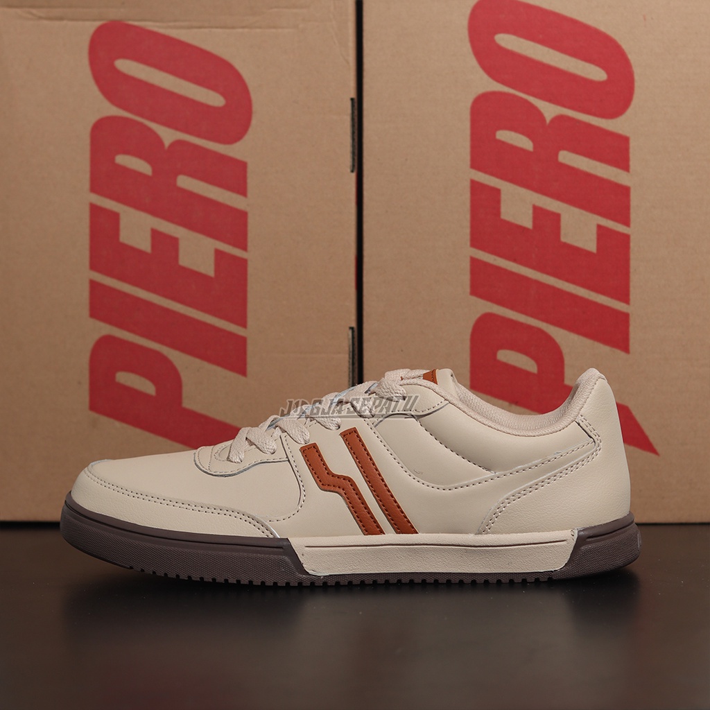 Sepatu Sneakers Piero Route - Sand/Brown