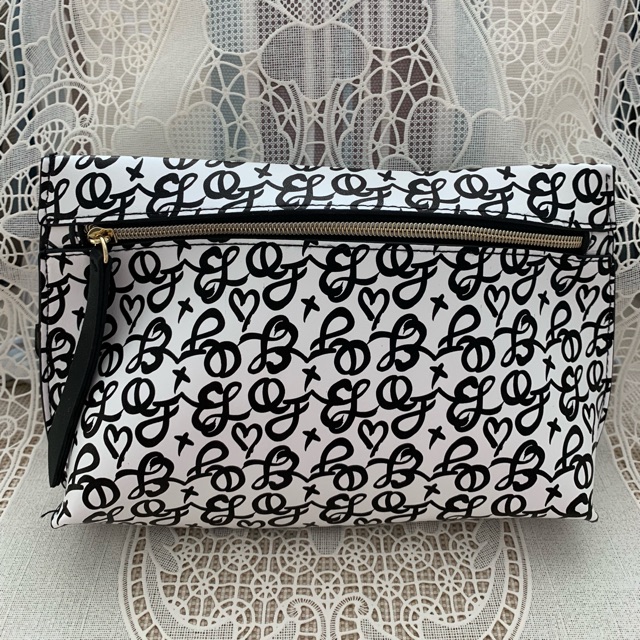 Estee Lauder Make Up Pouch