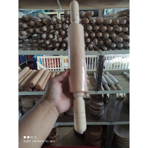 Rolling pin kayu mahoni / penggiling adonan / penggilas adonan Mahoni