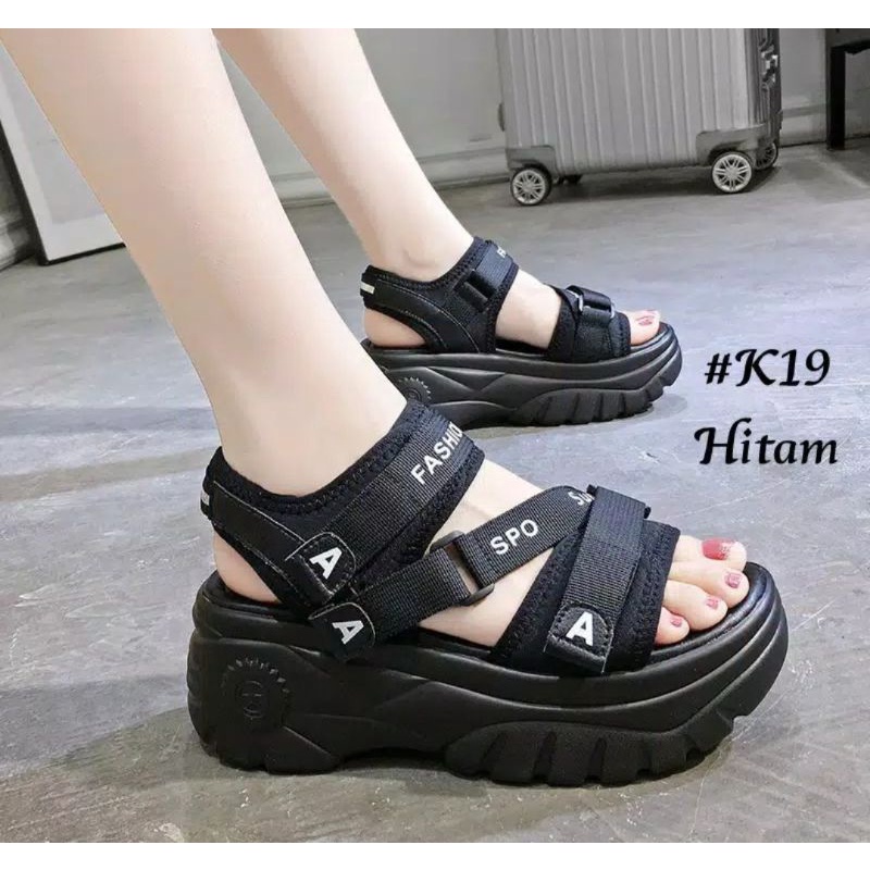 SANDAL WEDGES WANITA TRANDY KEKINIAN K19