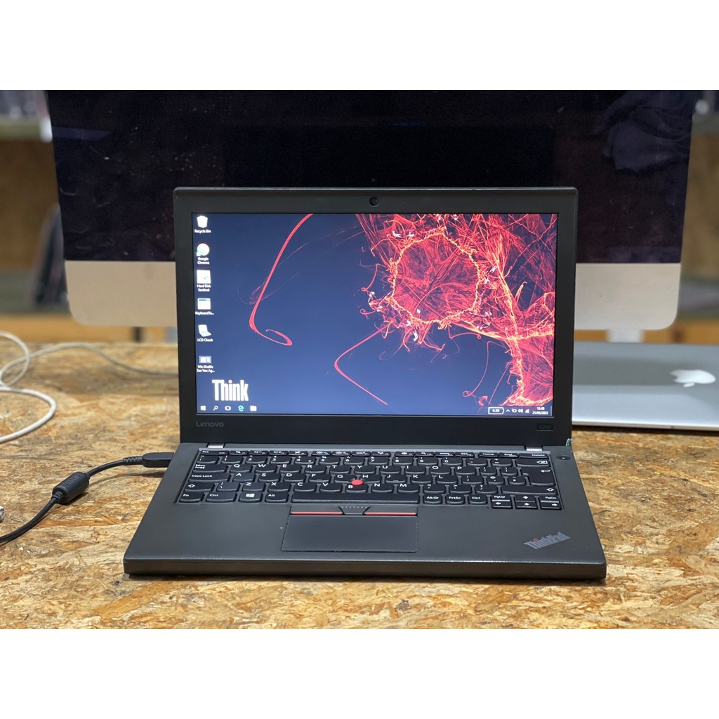 Lenovo dual Battre Ram 8 HDD 500