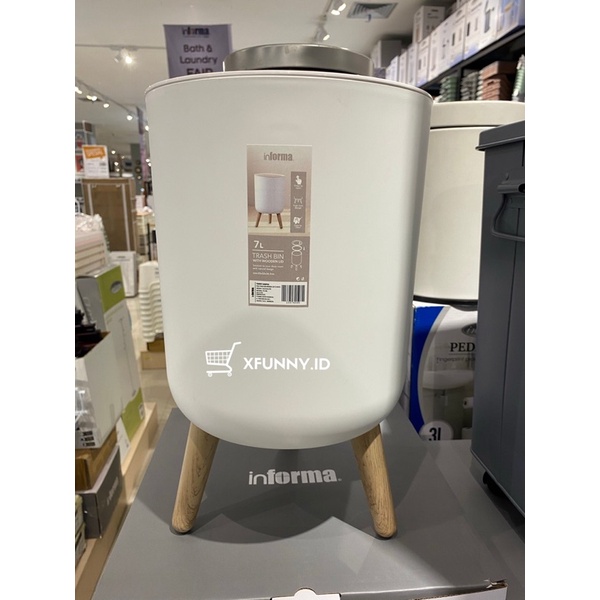 INFORMA TRASH BIN WITH WOODEN LID (INFORMA TEMPAT SAMPAH DENGAN TUTUP)