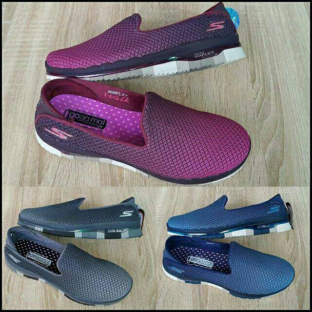 Sepatu Wanita Skecher promo