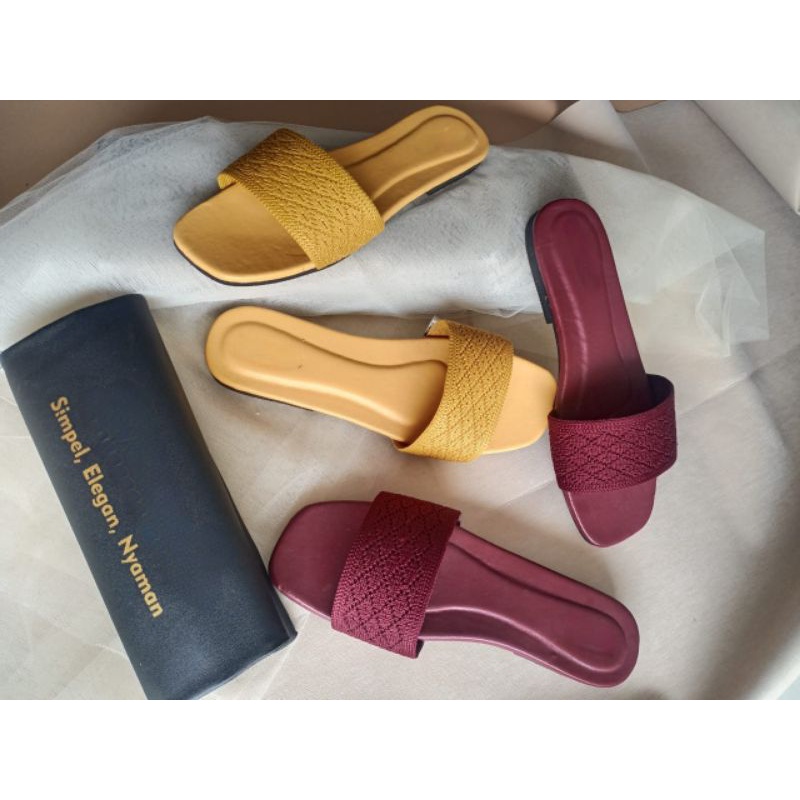 SANDAL RAJUT WANITA/SANDAL WANITA