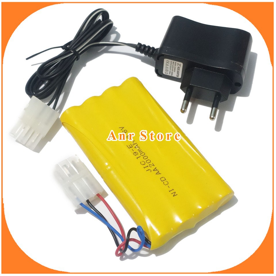 Paket Baterai NiCd Ni-Cd RC AA 2000mAh 9.6V Model 3 Socket Putih isi 8 Remote Control