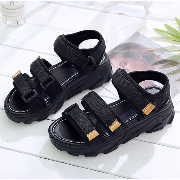TBIG [COD] Sandal Gladiator 3 Tali Strap WFES Wanita Import Korea Style Santai Gunung Wanita-Hitam