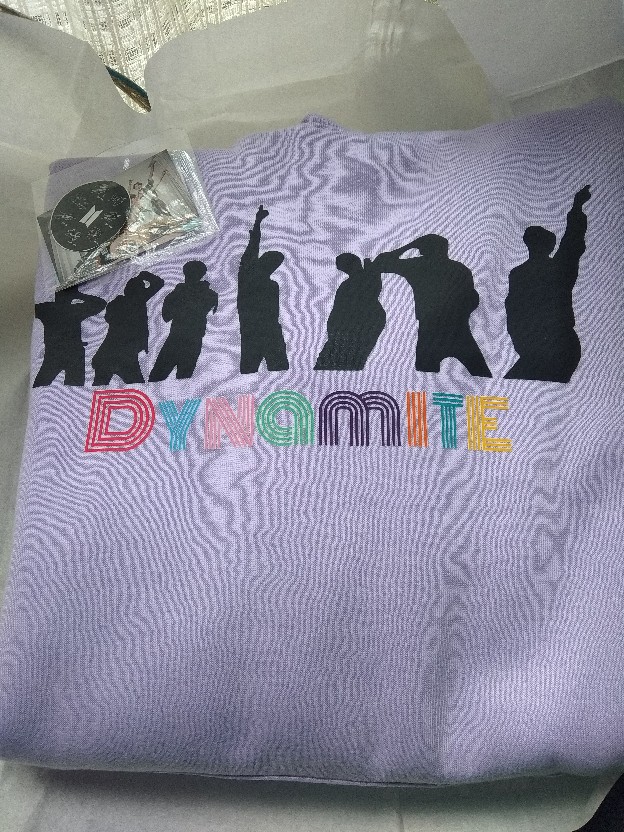 (ready) Hoodie Dynamite Ungu Muda (baca Desk!)