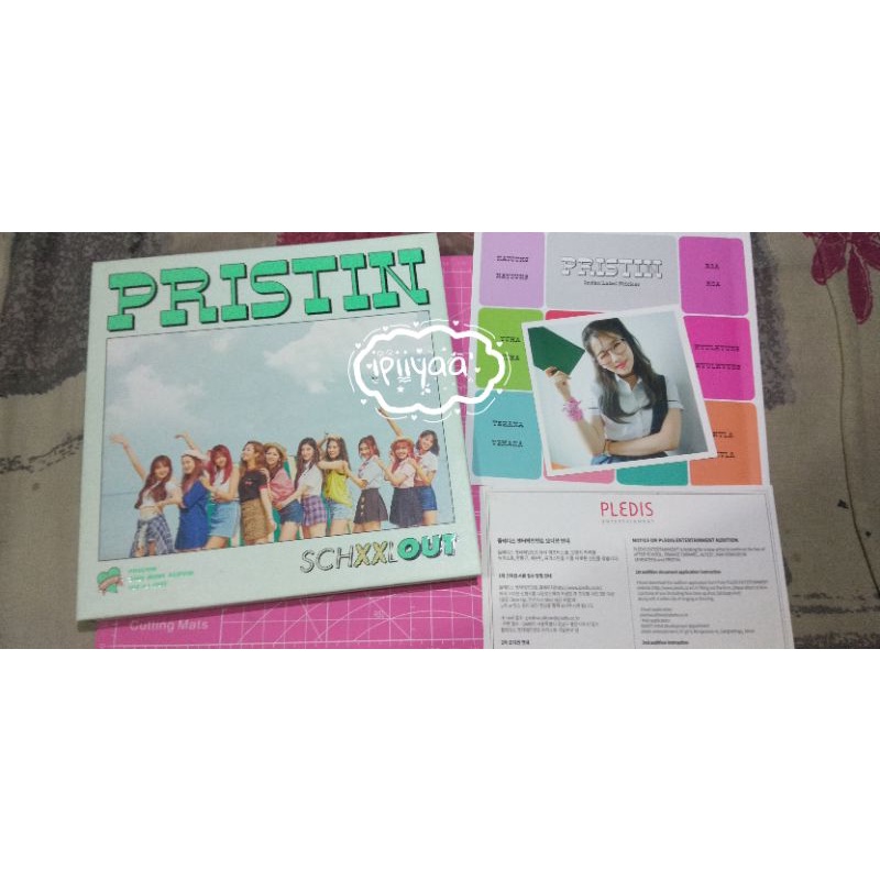 Album PRISTIN SCHXXL OUT Album + CD+ PostCard