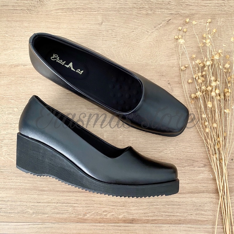 Erasmas B5 - Sepatu Wedges Wanita Sepatu Kantor Wanita Sepatu Dinas Wanita Sepatu Formal Wanita