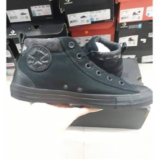 chuck taylor all star street mid