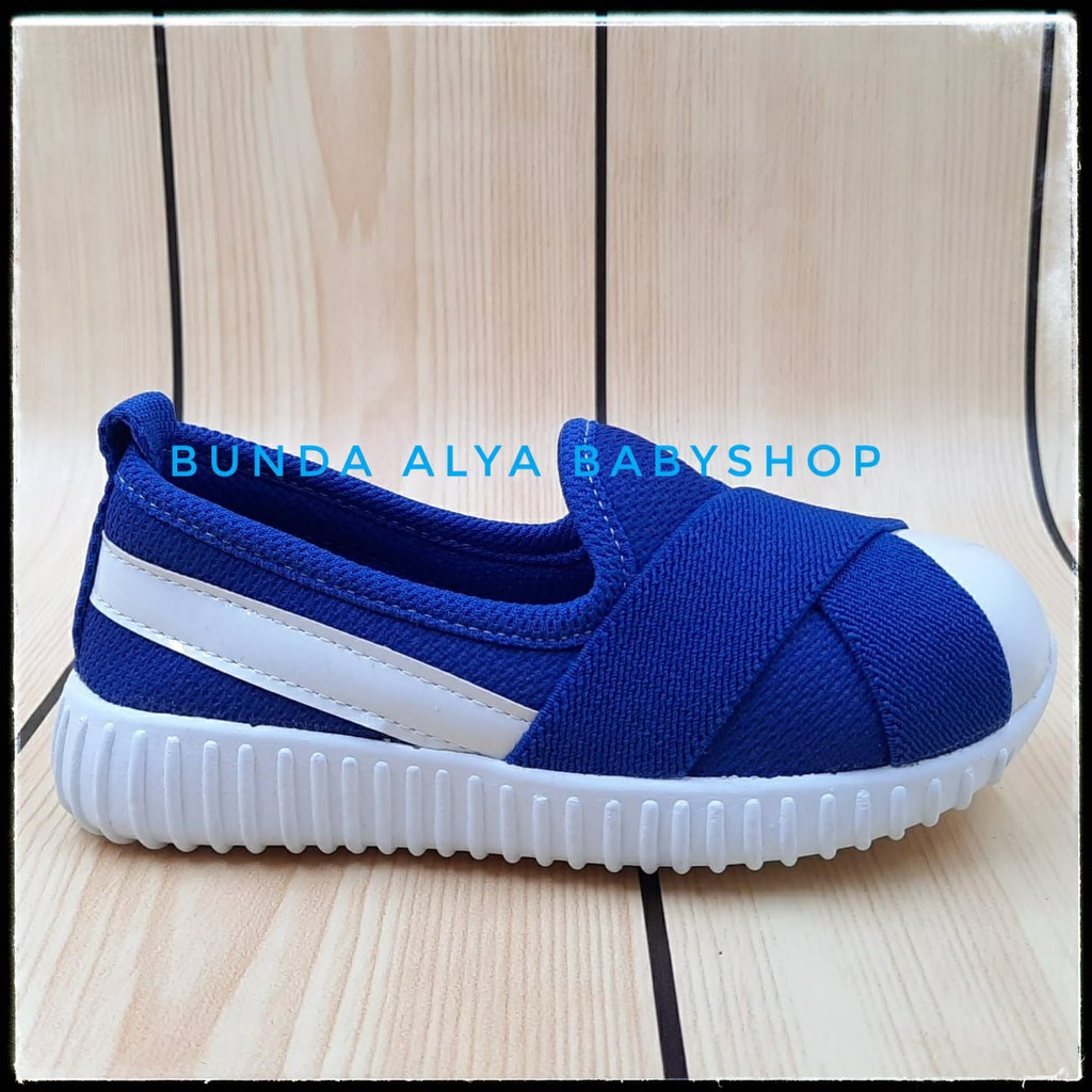 Sepatu Anak Perempuan Usia 2 3 6 7 Tahun BIRU - Sepatu Anak Cewek slip On Sporty Alas Karet Size 22 - 35