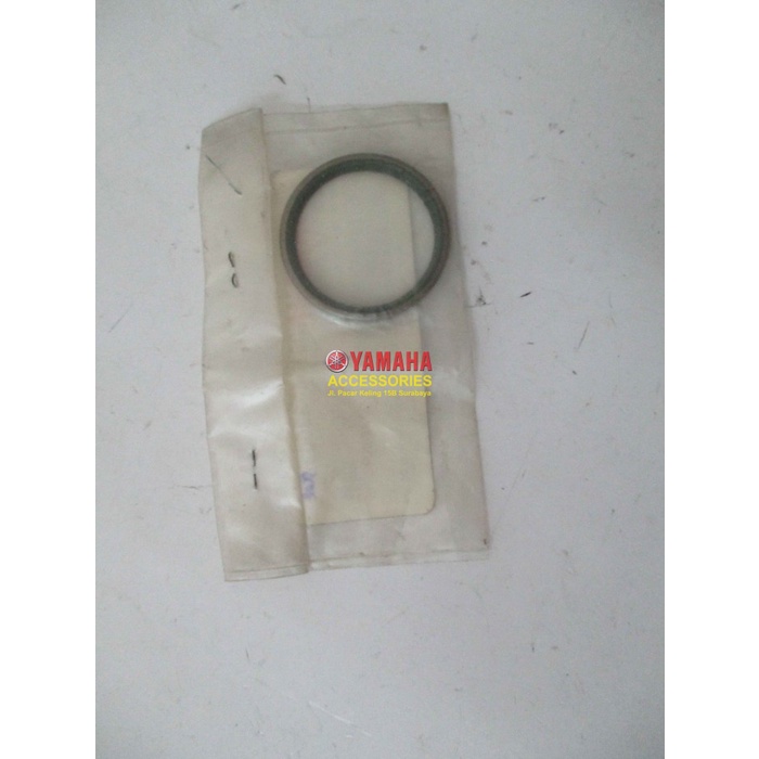 OIL SEAL 4P31 NOUVO Z VEGA R - 93104-33003