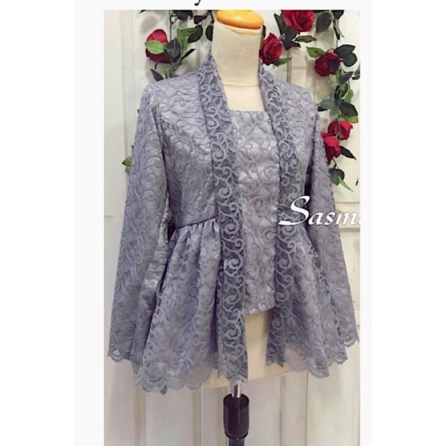 Kebaya blouse kutubaru peplum brokat brukat wisuda lamaran kondangan pinguin peplum grey abu silver 
