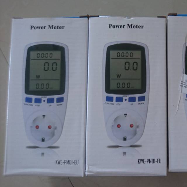 Watt meter / kwh meter/ power meter