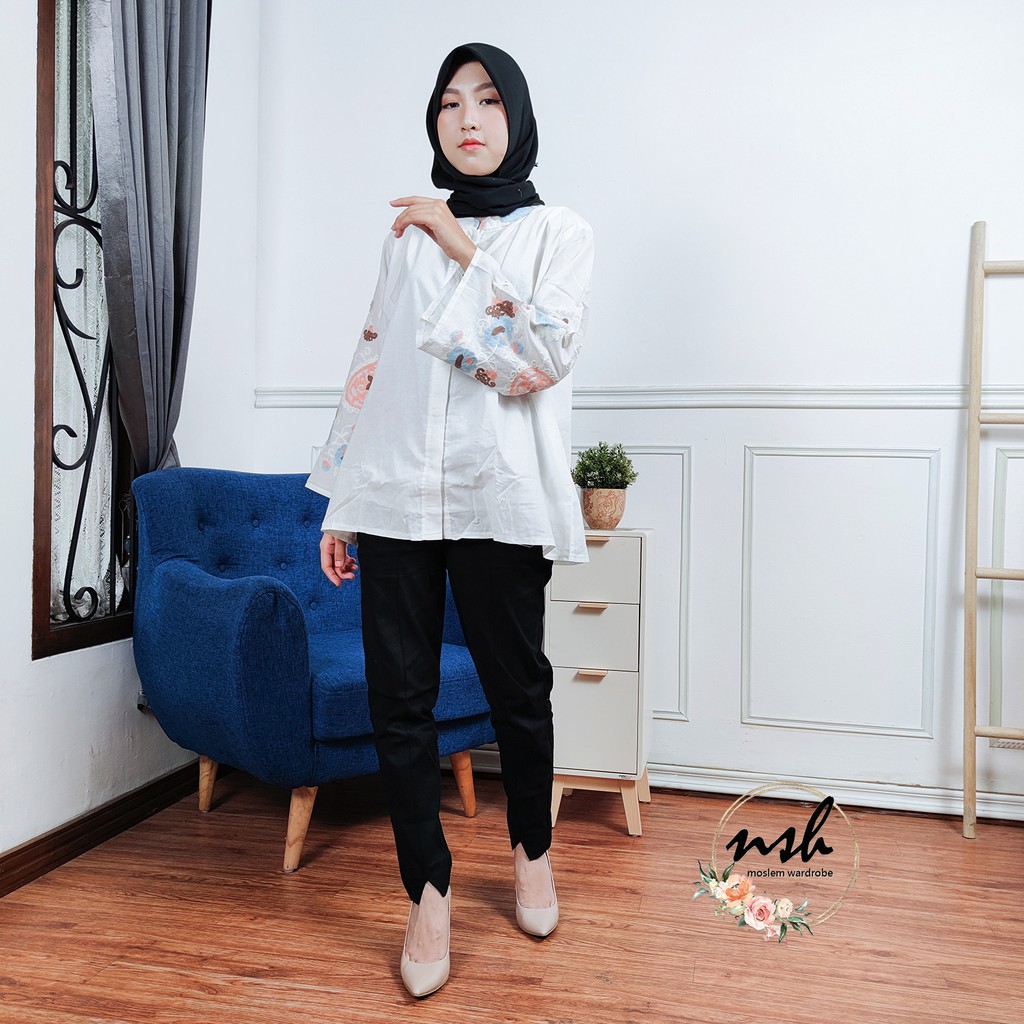 [𝓷𝓼𝓱] Blus White Full Colour Embroidery / Kemeja Wanita Putih Bordir Keong Color